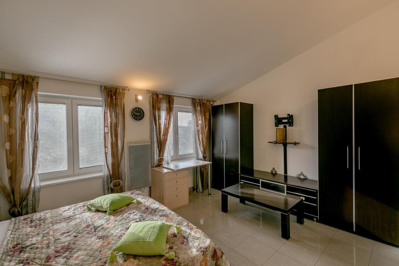 Olive Garden Apartment Petrovac Exteriör bild