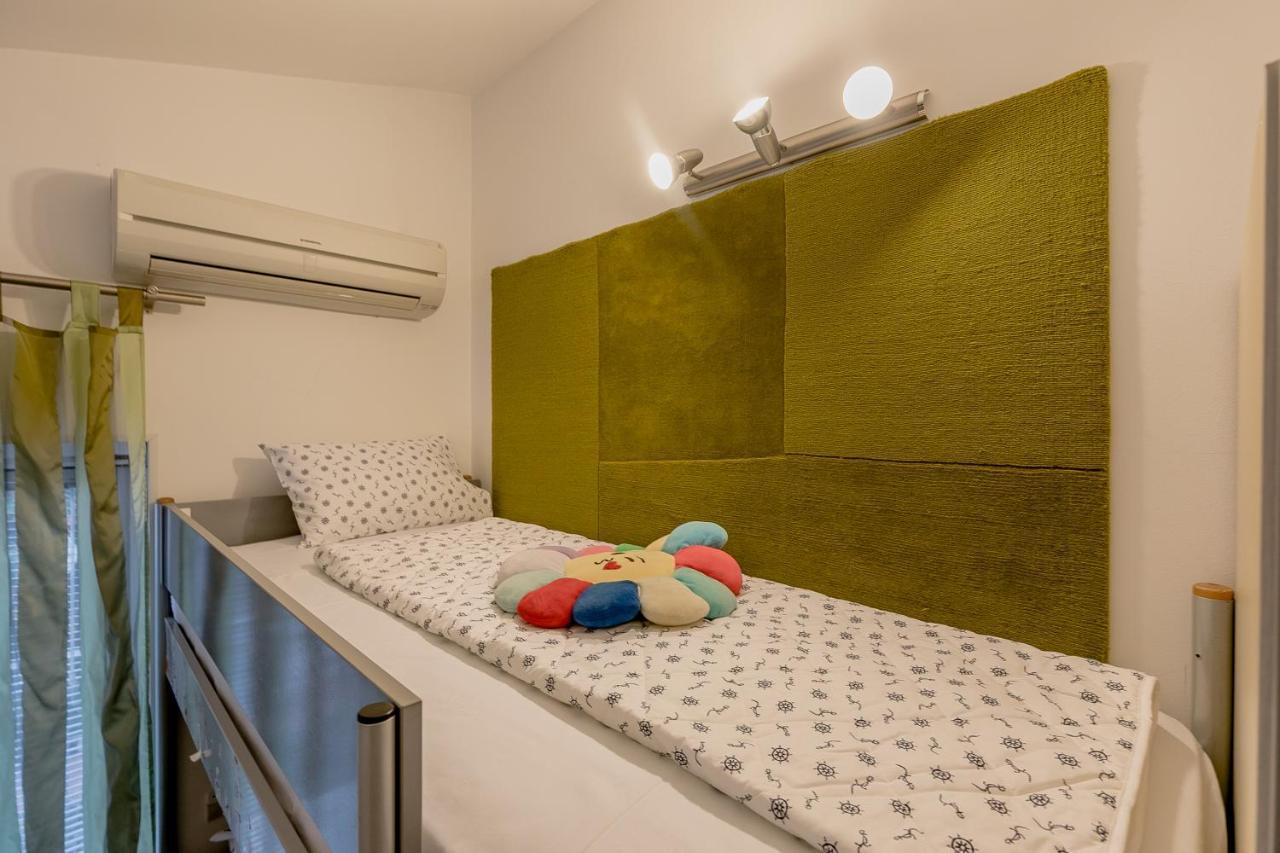 Olive Garden Apartment Petrovac Exteriör bild