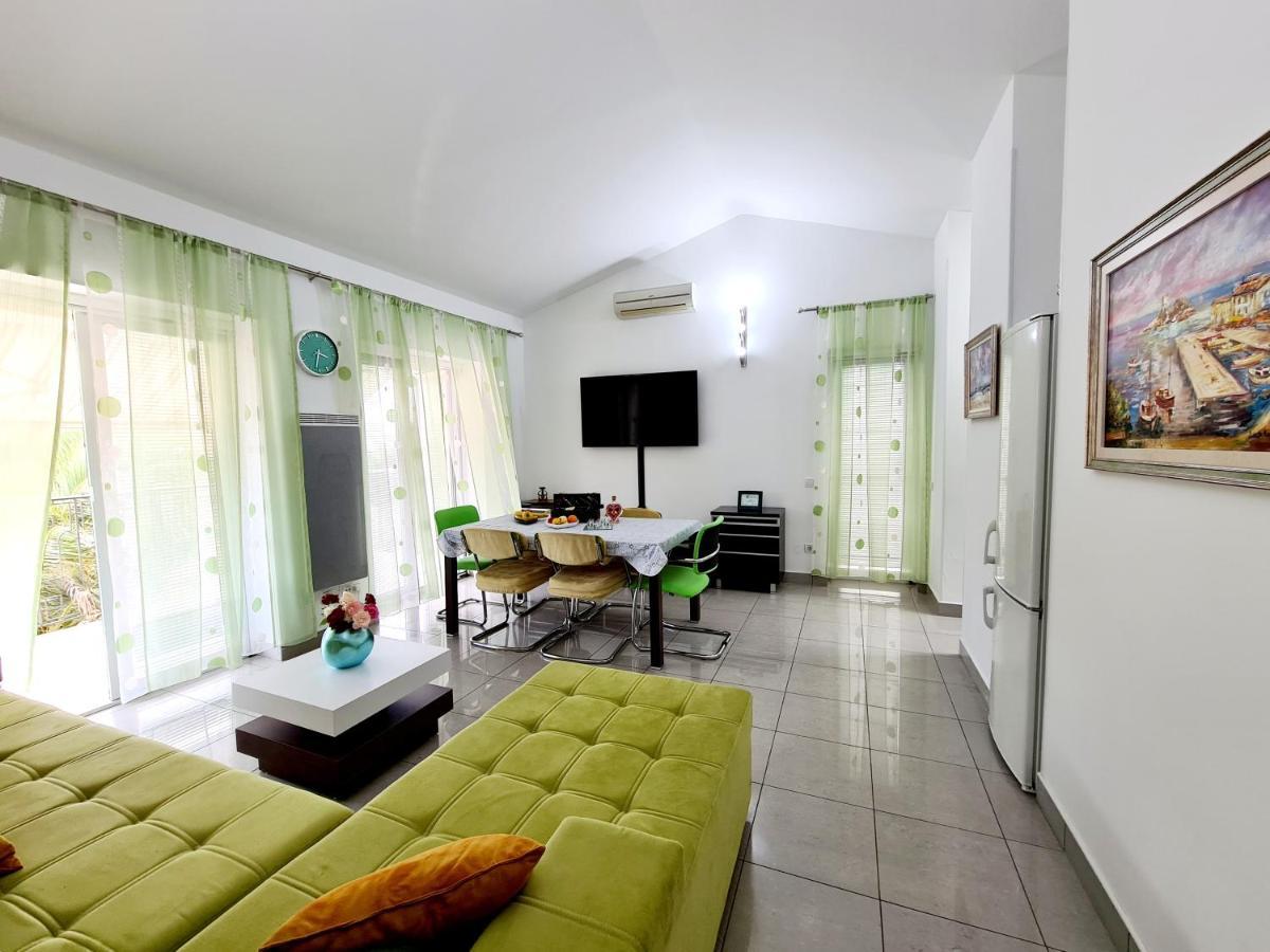 Olive Garden Apartment Petrovac Exteriör bild
